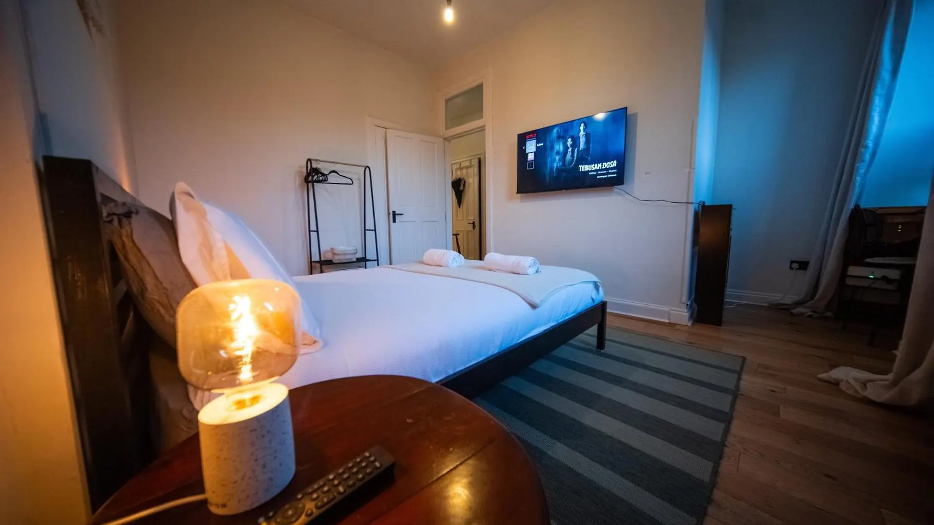 Spacious Flat, Close To The City Centre With Scenic Views 에든버러