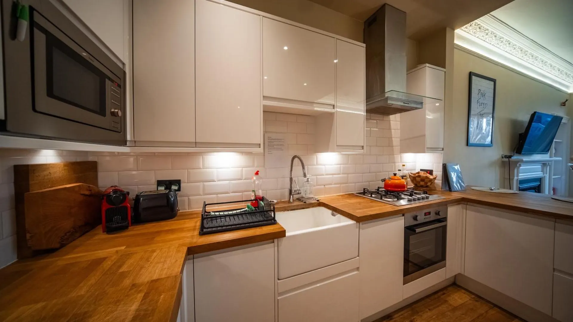 Spacious Flat, Close To The City Centre With Scenic Views Edinburgh Apartment